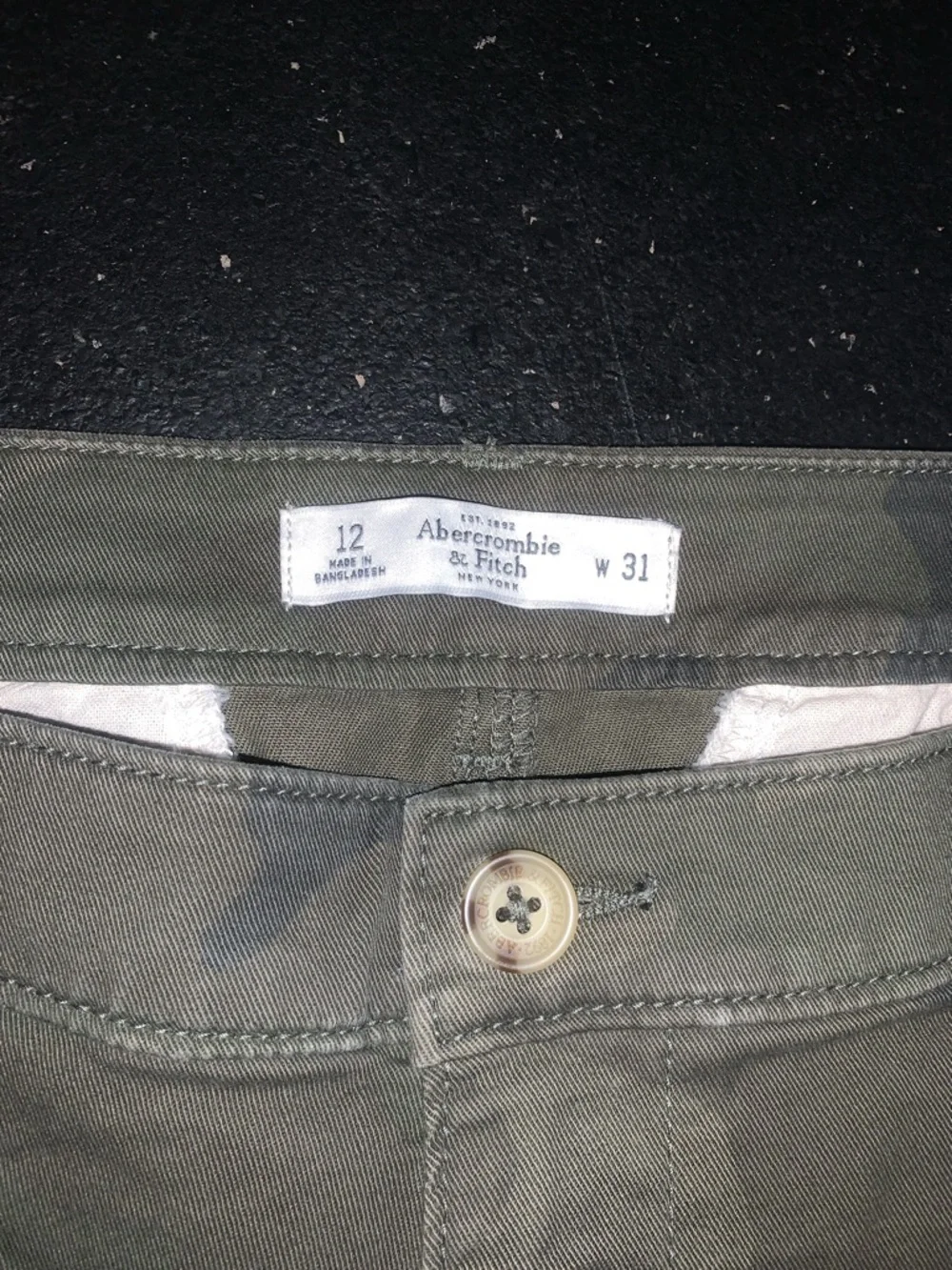 Abercrombie & Fitch Camo Print Women's Casual Cotton Shorts -Olive Green - 12/31 - Picture 2 of 3